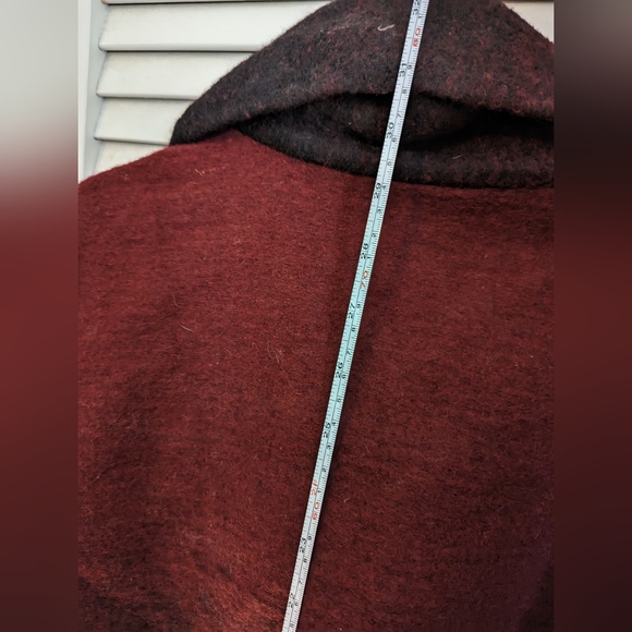 BB Dakota Coat - Picture 8 of 8